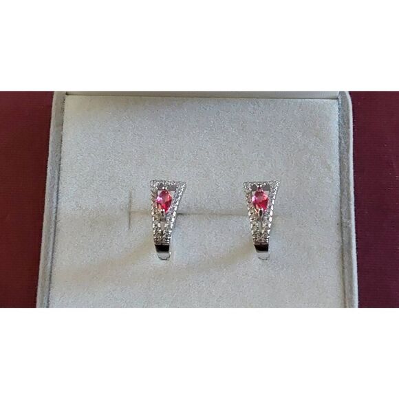Gorgeous Marquisse Ruby & Pave White Topaz Gems Snap Lock Leverback Earrings - Picture 1 of 3